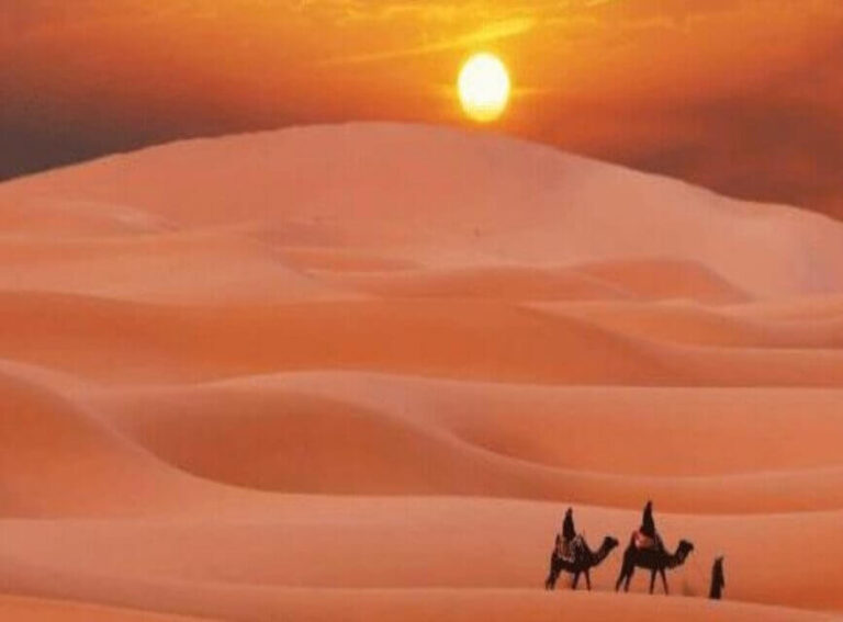 Les Aït Khebbach : Gardiens de l&rsquo;Héritage Berbère au Cœur du Sahara